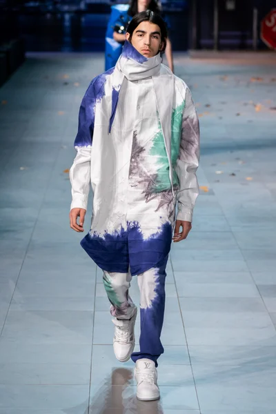 Look 31